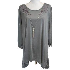 NWT Karen Brooks Gray Tunic Blouse.  Size 2X